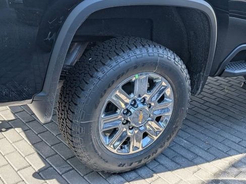 New 2026 Chevrolet Silverado 2500 High Country w/ Technology Package AWD/4WD image 13