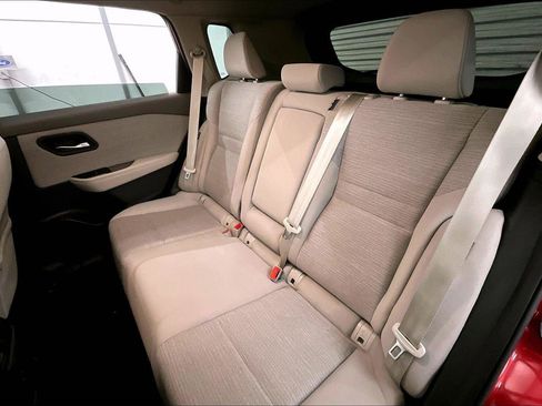 Used 2021 Nissan Rogue SV image 25