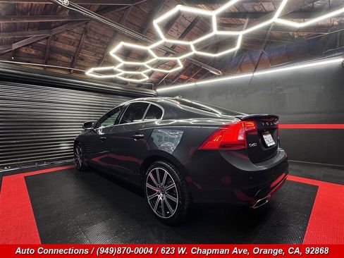 Used 2016 Volvo S60 T6 FWD image 4