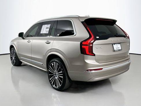 New 2026 Volvo XC90 B5 Core image 7