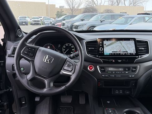 Used 2025 Honda Ridgeline TrailSport image 22