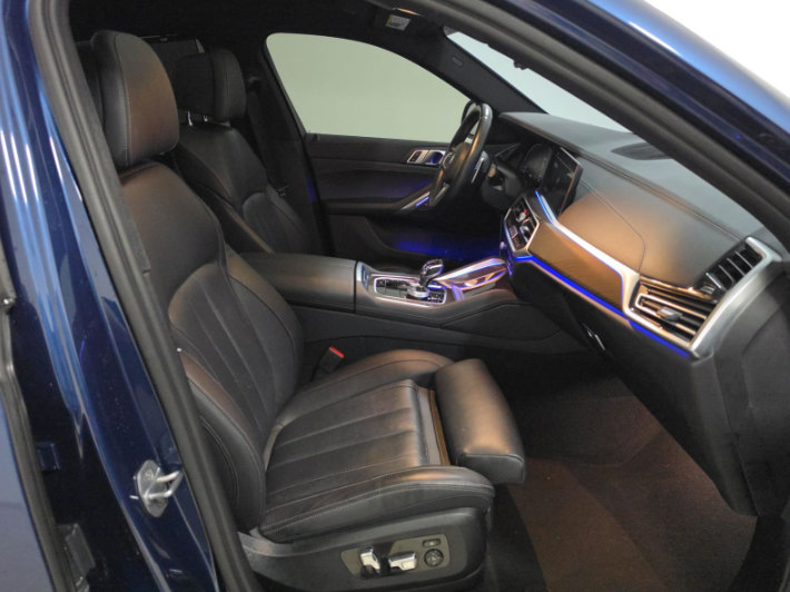 Used 2022 BMW X6 xDrive40i w/ Executive Package AWD/4WD image 9
