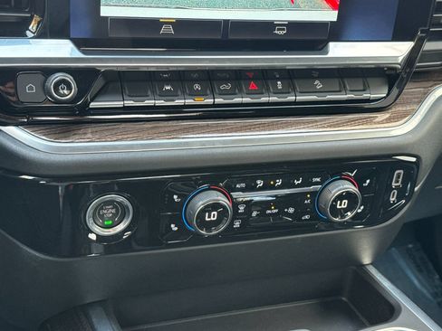 Used 2023 Chevrolet Silverado 1500 RST AWD/4WD image 20