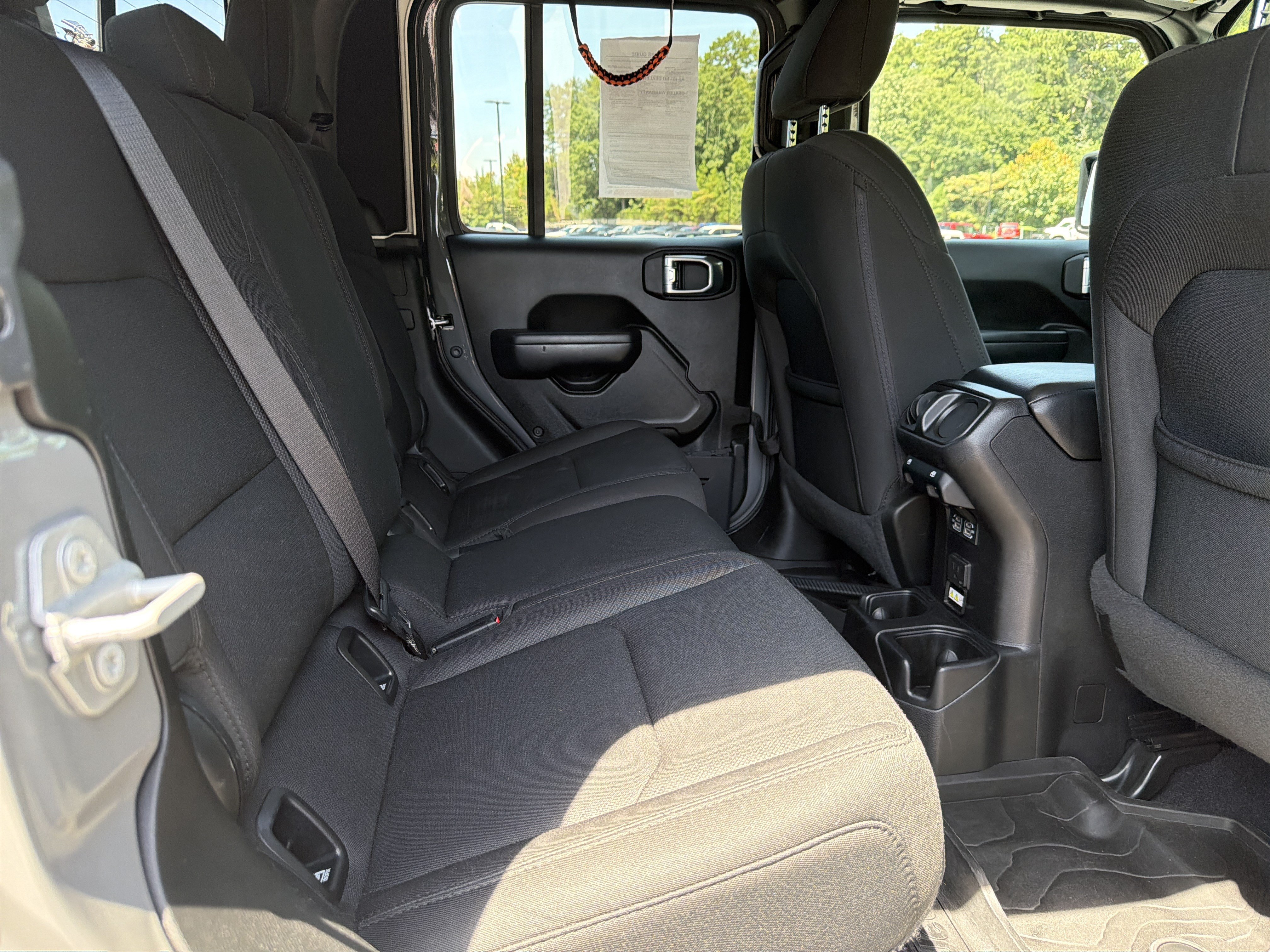Used 2021 Jeep Gladiator Sport AWD/4WD image 18