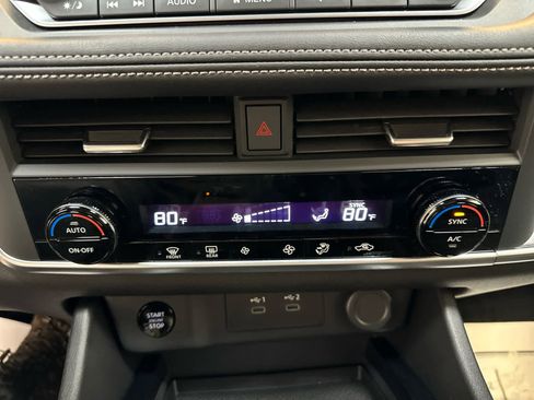 Certified 2024 Nissan Rogue SV image 16