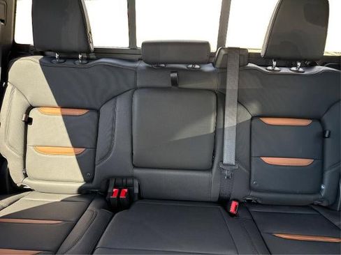 New 2026 GMC Sierra 1500 AT4 w/ AT4 Premium Package AWD/4WD image 22