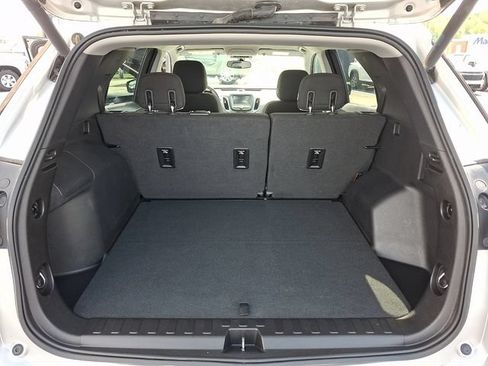 Used 2018 Chevrolet Equinox LT FWD image 28