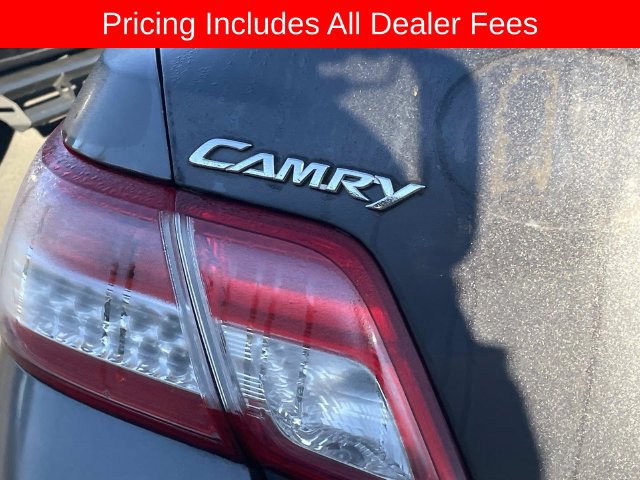 Used 2011 Toyota Camry LE FWD image 6
