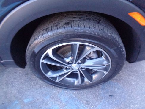 Used 2020 Buick Encore GX Select image 9