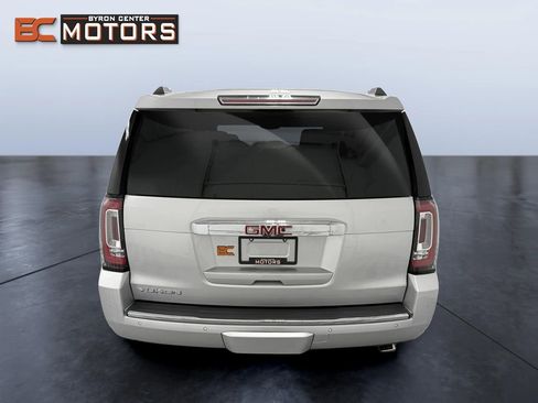 Used 2017 GMC Yukon Denali w/ Open Road Package image 5