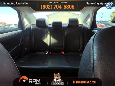 Used 2013 Volkswagen Passat 2.5 SE FWD image 18