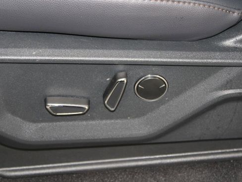 New 2025 Ford F150 Lariat w/ Equipment Group 502A High image 22