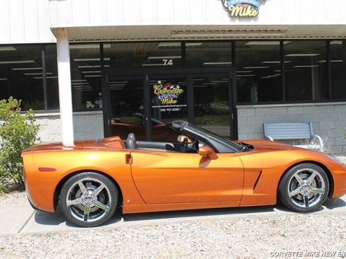 Used 2007 Chevrolet Corvette Convertible w/ Preferred Equipment Group RWD image 24