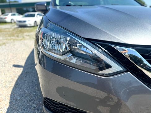 Used 2018 Nissan Sentra SV w/ Premium Package (P01) image 13