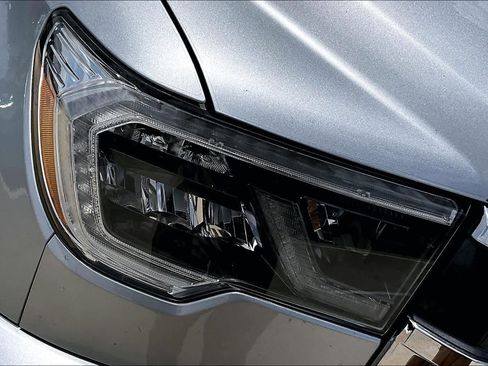 Used 2020 Toyota Sequoia Platinum RWD image 28