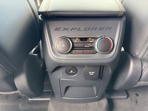 New 2026 Ford Explorer Tremor w/ Tremor Convenience Package AWD/4WD image 19
