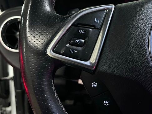 Used 2017 Chevrolet Camaro SS image 17