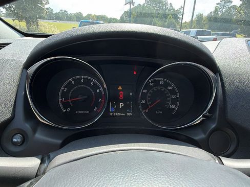 Used 2025 Mitsubishi Outlander Sport AWD image 29
