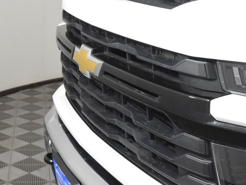 Used 2025 Chevrolet Silverado 2500 W/T w/ WT/CX Safety Package image 11