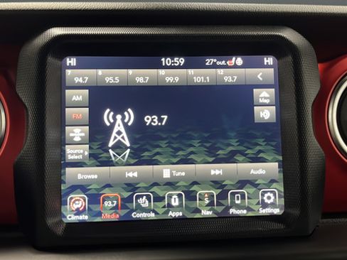 Used 2021 Jeep Wrangler Unlimited Rubicon AWD/4WD image 37