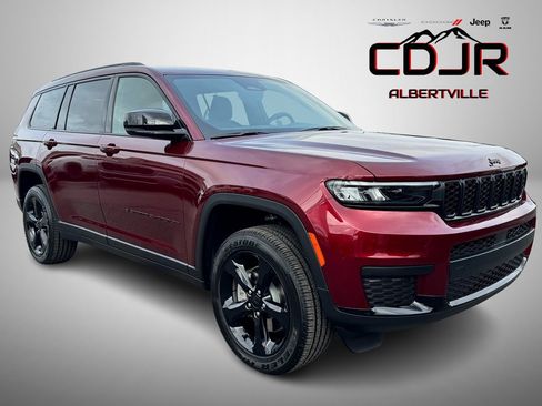 New 2025 Jeep Grand Cherokee L Altitude image 1