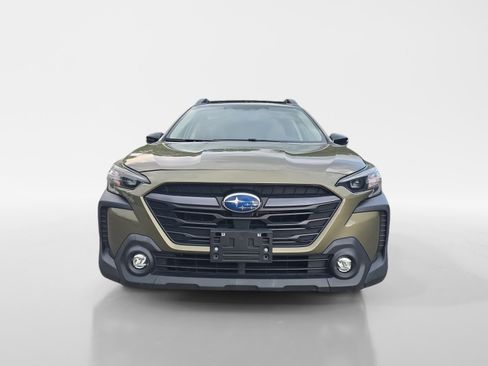 Used 2024 Subaru Outback Premium AWD/4WD image 9