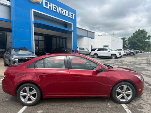 Used 2014 Chevrolet Cruze LT FWD image 2