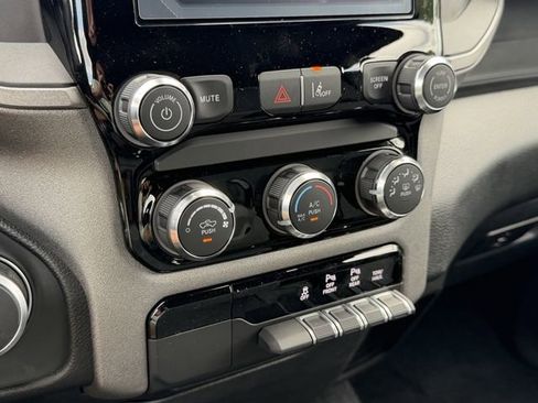 New 2026 RAM 1500 Express image 23