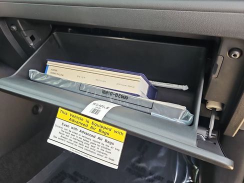 Used 2024 Hyundai Kona SEL image 20