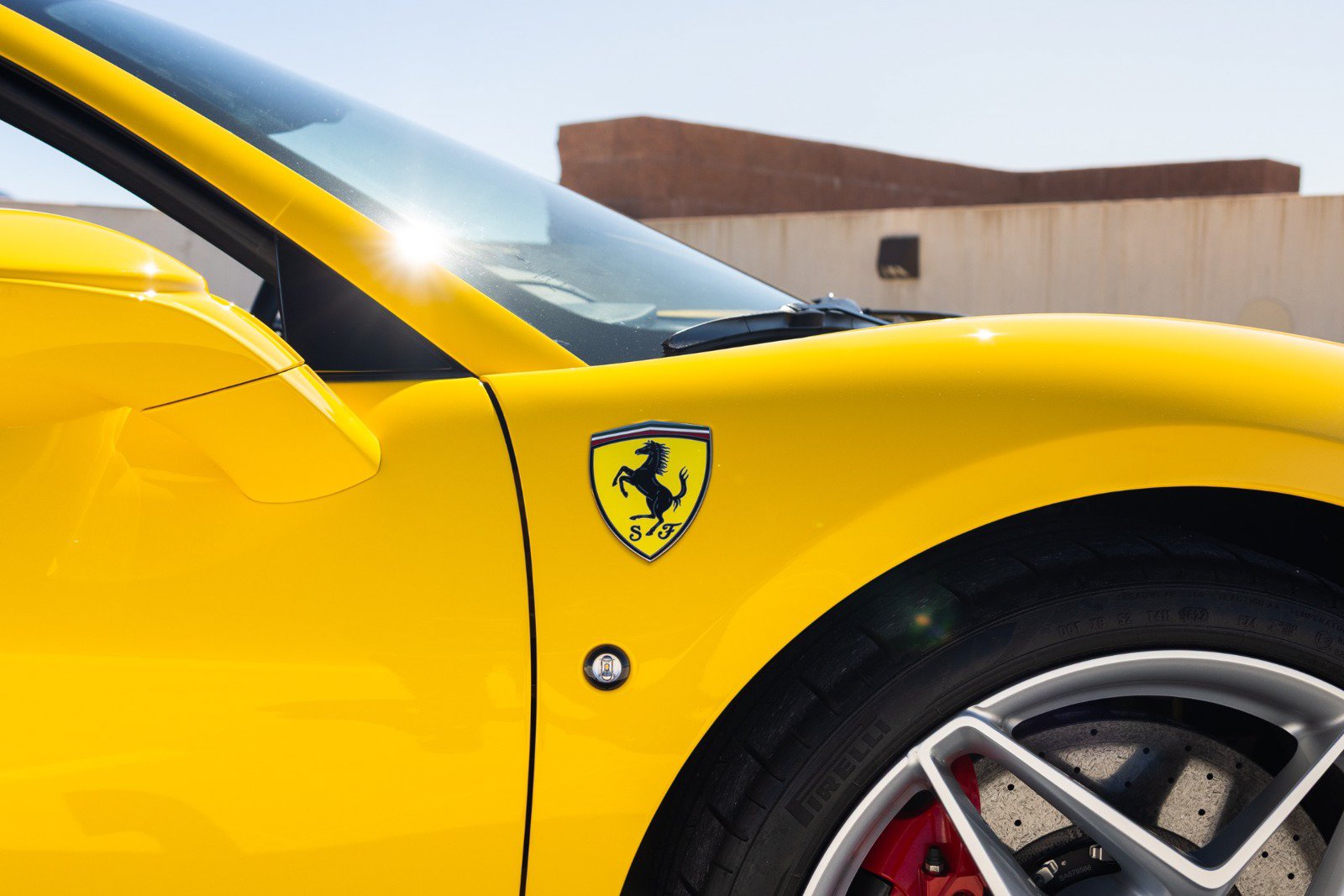 Used 2022 Ferrari F8 Tributo RWD image 29