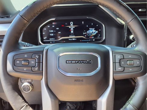 Used 2024 GMC Sierra 2500 Denali w/ Denali Reserve Package AWD/4WD image 15