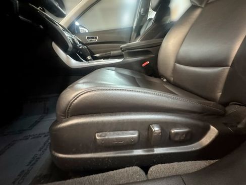 Used 2020 Acura TLX FWD image 15