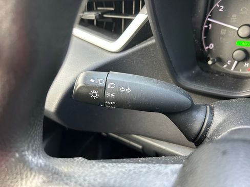 Used 2024 Toyota Corolla LE image 21