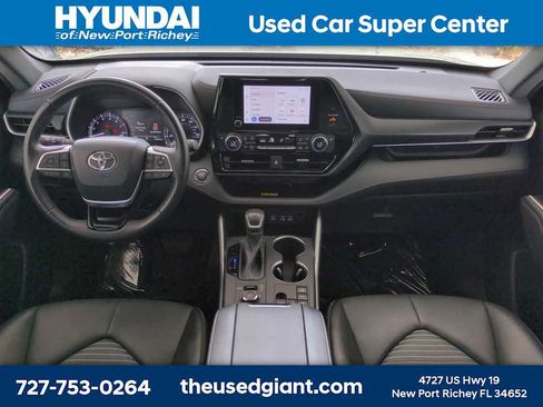 Used 2023 Toyota Highlander XSE AWD/4WD image 17