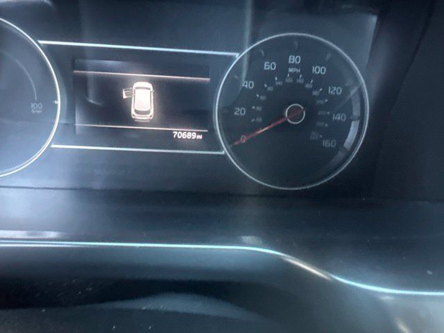Used 2023 Kia Sorento EX w/ Panoramic Sunroof Package FWD image 8