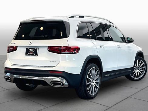 Used 2021 Mercedes-Benz GLB 250 image 12