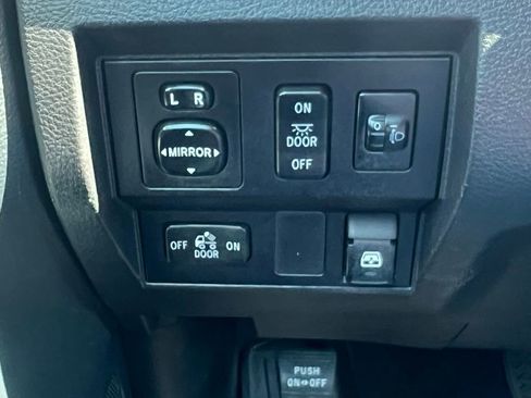 Used 2015 Toyota Tundra Limited w/ TRD Off Road Package image 34