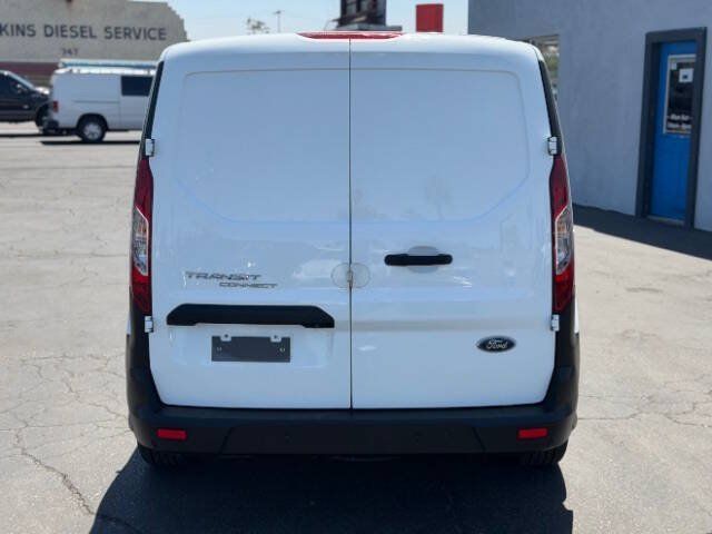 Used 2022 Ford Transit Connect XL FWD image 4
