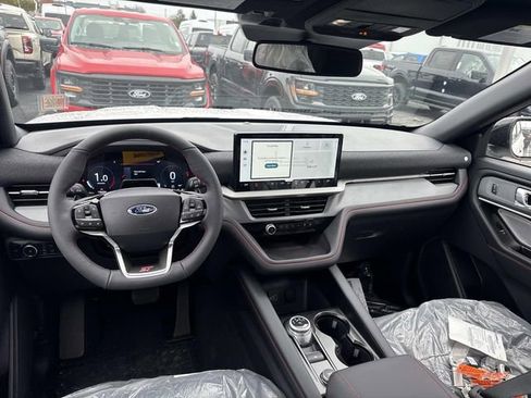 New 2026 Ford Explorer ST image 7