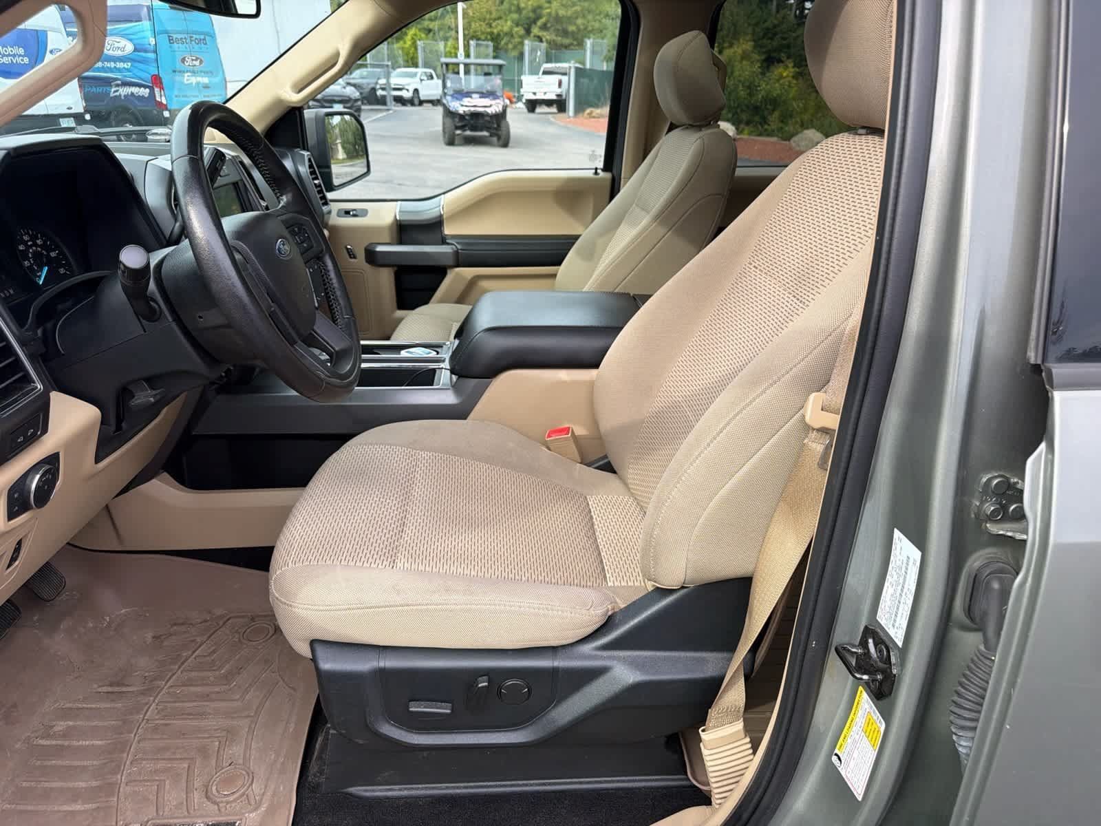 Used 2019 Ford F150 XLT w/ Equipment Group 302A Luxury AWD/4WD image 3