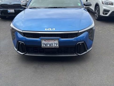 Certified 2025 Kia K4 GT-Line image 1