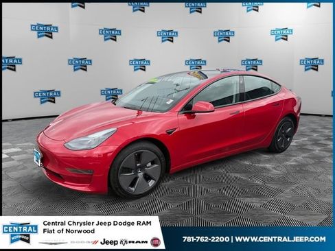Used 2023 Tesla Model 3 Standard Range RWD image 1