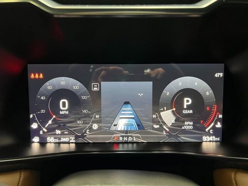 Used 2024 GMC Canyon AT4 w/ LPO, Off Road Lift Package image 28