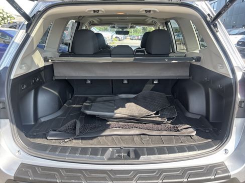Certified 2024 Subaru Forester Premium AWD/4WD image 28