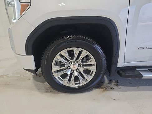 Used 2021 GMC Sierra 1500 Denali w/ Driver Alert Package II image 4