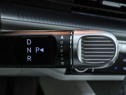 Used 2023 Hyundai Ioniq 6 SEL RWD image 34