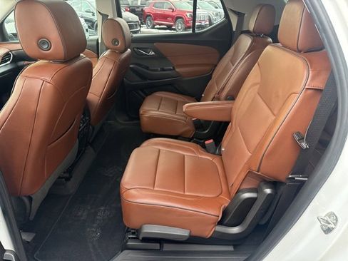 Used 2020 Chevrolet Traverse High Country image 31