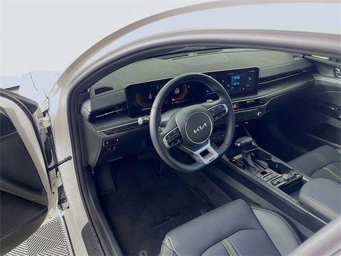 Used 2025 Kia K5 GT image 10