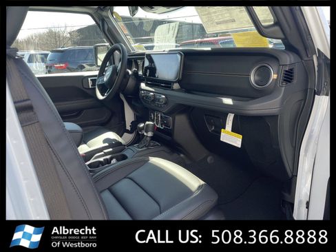 New 2026 Jeep Gladiator Sport image 15