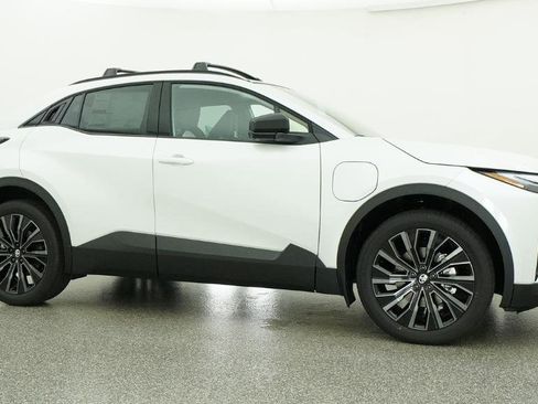 New 2026 Toyota C-HR AWD/4WD image 6